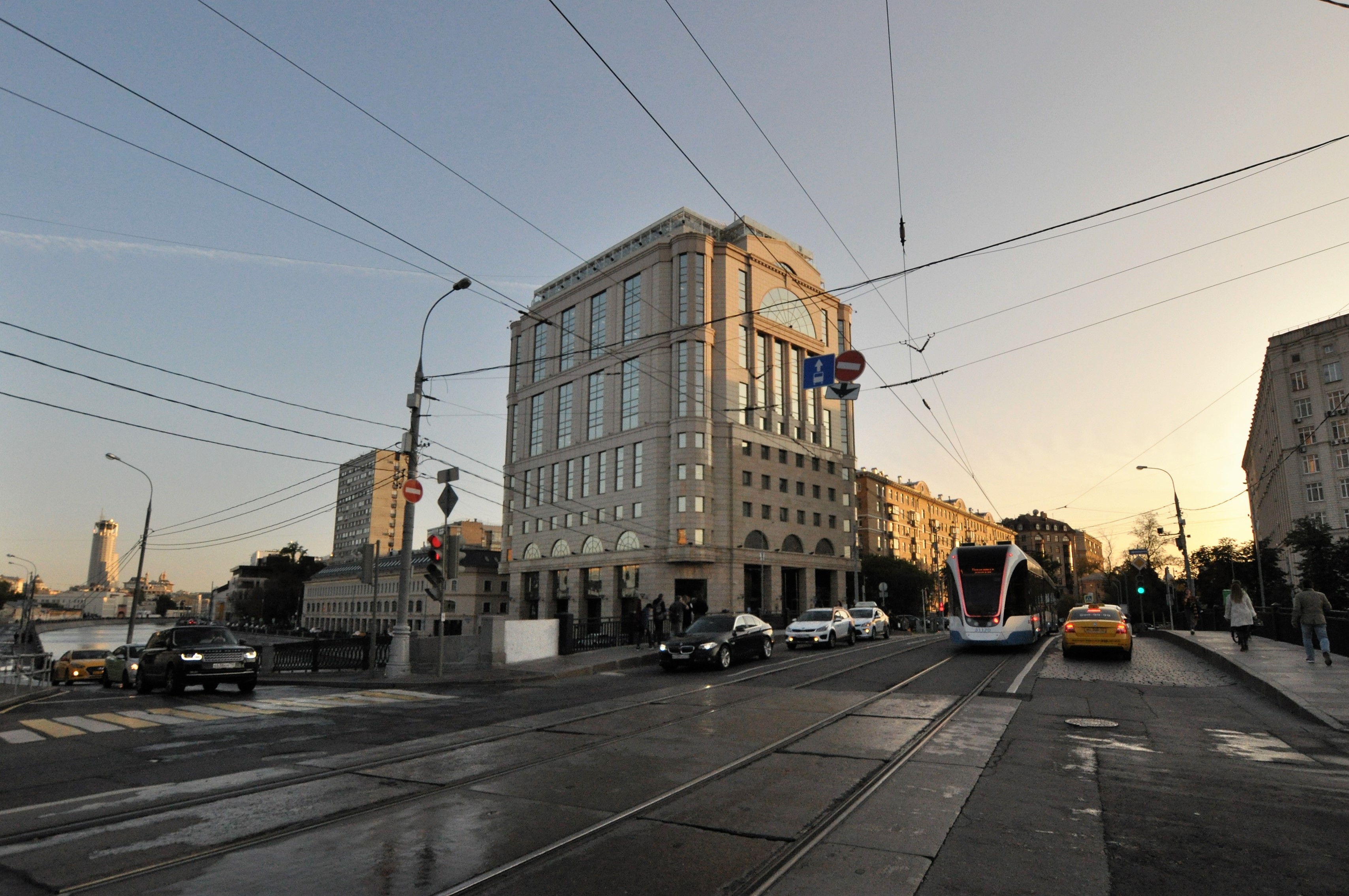 Офисное помещение 81 кв.м. в бизнес-центре Централ Сити Тауэр